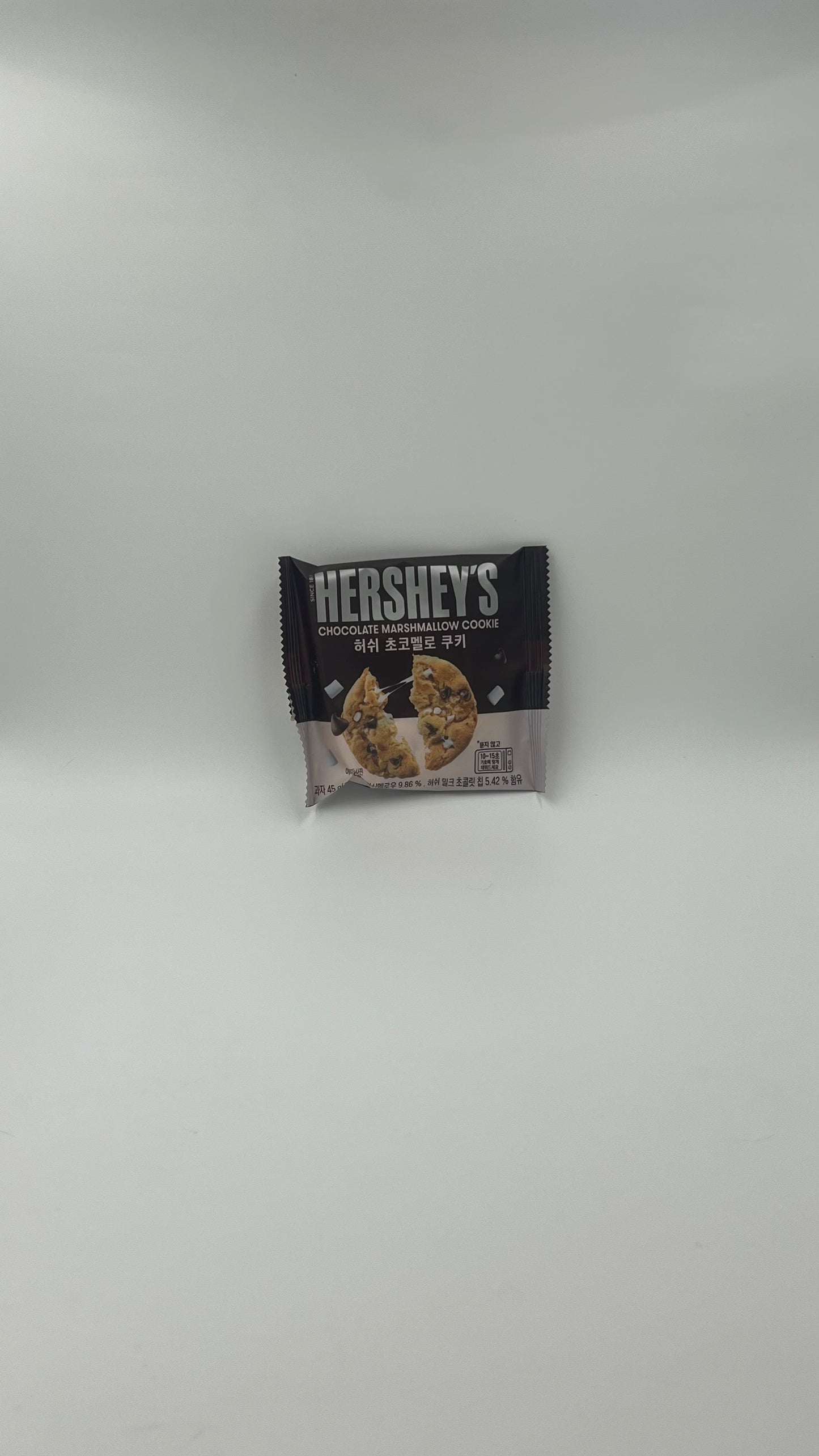 Hershey’s Chocolate Marshmallow Cookie